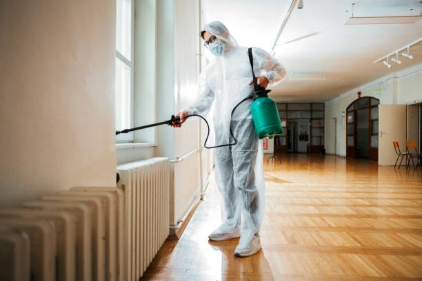 Best Commercial Pest Control Services  in Brooklyn Center, MN